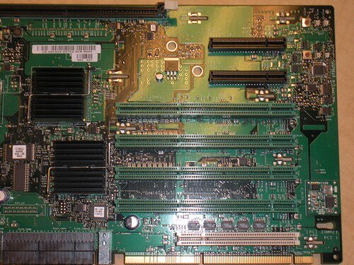Dell M8938 PowerEdge 2800 PCI-E PCI-X Riser Board V3