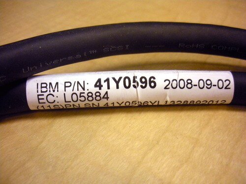 IBM 2124-9406 41Y0596 EXP24 Cable 1 Meter
