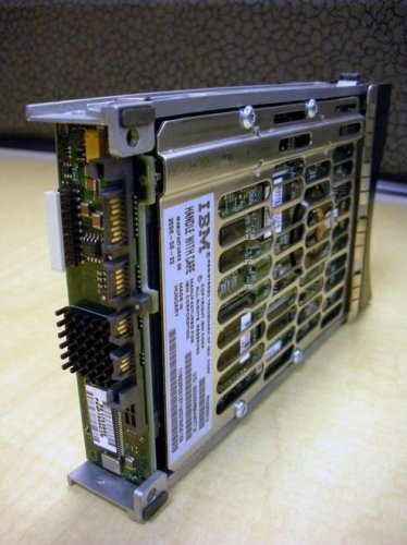 IBM 07N9428 73.4Gb 10-RPM Ultra320 SCSI Hot Swap 3.5in Hard Drive Disk