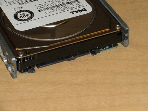 Dell R727K Toshiba MBE2073RC 73GB 15K SAS 2.5in 6Gbps Hard Drive