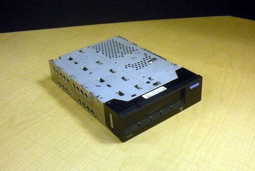 IBM 6386-9406 25 50GB MLR3 1 4 Internal SCSI Tape Drive