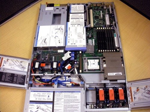 IBM 8837-PQZ DS8000 Management Console x336 MC 3.4GHz 4GB 2x 160GB Server