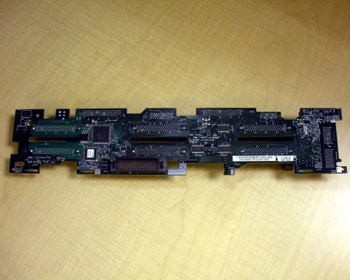 Dell Y0982 PowerEdge 2850 1x6 SCSI Backplane Board