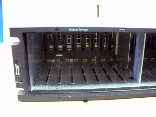 IBM 1812-81H DS4000 EXP810 16 Bay Expansion Unit