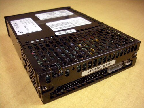IBM 87G4775 7 14GB 8mm Internal SCSI Differential HVD Tape Drive