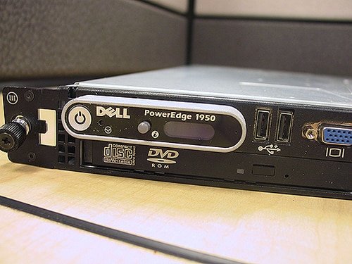 Dell PowerEdge 1950 Server 2x 3.0GHz Dual-Core 5160 8GB 2x 73GB