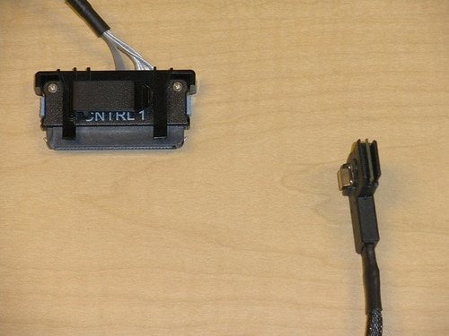 Dell PowerEdge R610 Mini-SAS B to PERC 6i Controller Cable 31 FTTNX