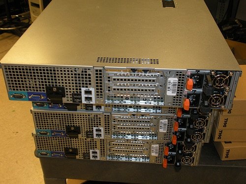 Dell PowerEdge R510 Server 2x 2.26GHz Quad-Core E5520, 32GB, 2x 250GB, 6x 1TB