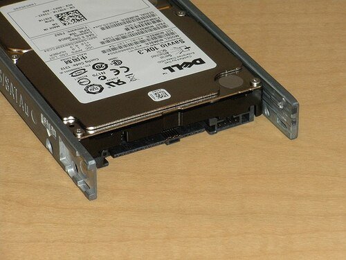 Dell T871K Seagate ST9300603SS 300GB 10K SAS 2.5in 6Gbps Hard Drive